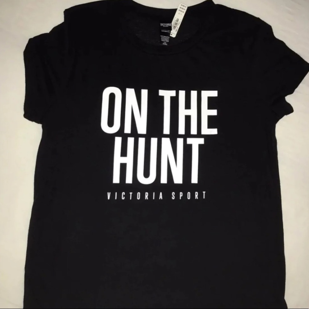 Nwt VS sport tee